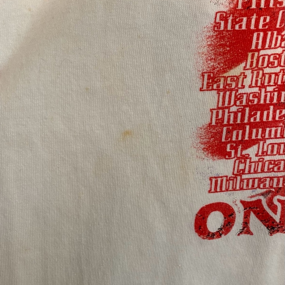☘️VTG Tim McGraw & The Dancehall Doctors Concert Tee 2003 - Picture 3 of 4